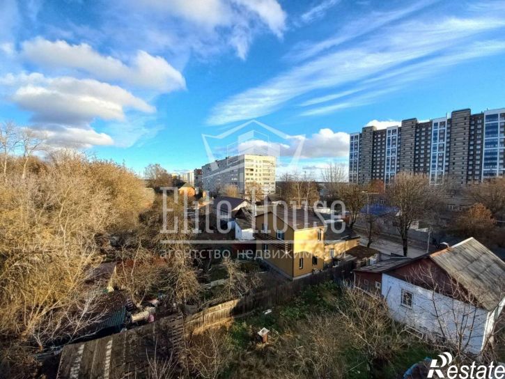 Комната Хрустальная улица, 1,  д. 1