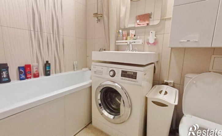 3-комн квартира улица Гурьянова, 41,  д. 41