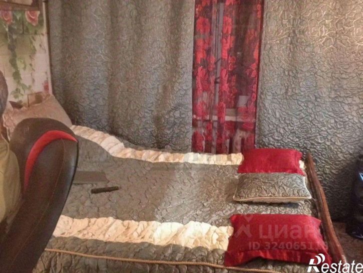 Комната улица Валентины Никитиной, 47,  д. 47