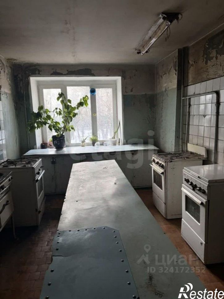 Комната улица Валентины Никитиной, 47,  д. 47