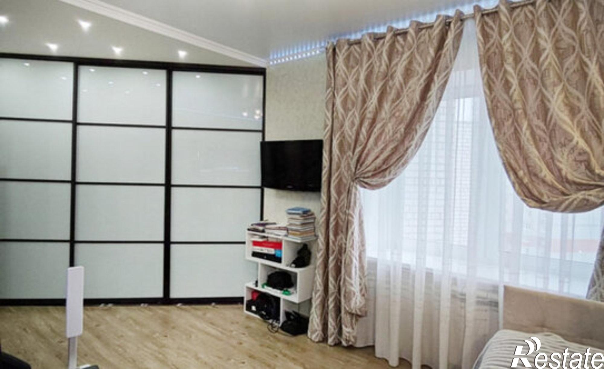 Купить квартиру за 9 200 000 рублей на Солнечный б-р, 2