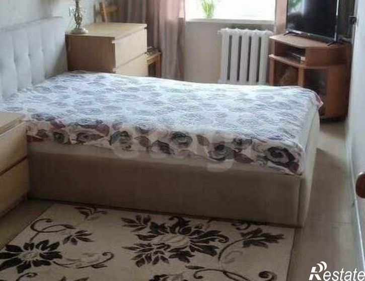 2-комн квартира улица Константиновых, 9,  д. 9