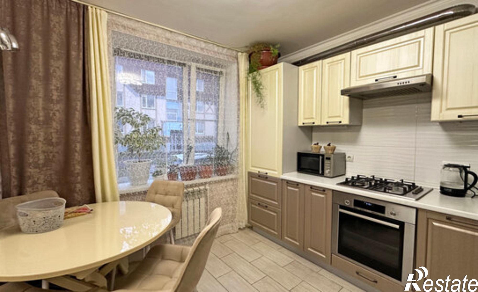 Купить квартиру за 4 700 000 рублей на улица Петра Тарасова, 18