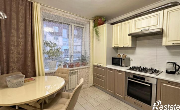 2-комн квартира улица Петра Тарасова, 18,  д. 18