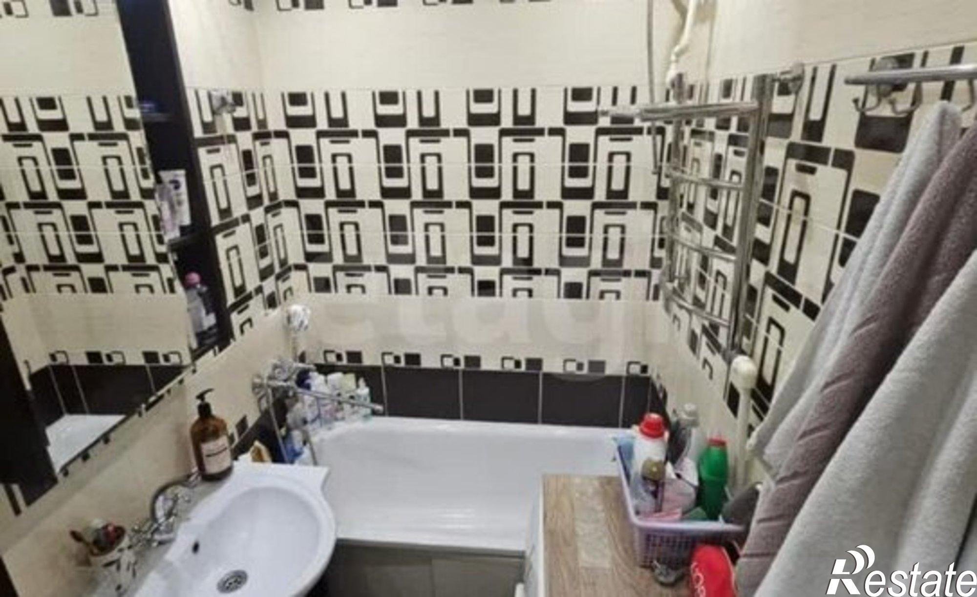 Купить квартиру за 5 500 000 рублей на ул Карла Либкнехта, 17