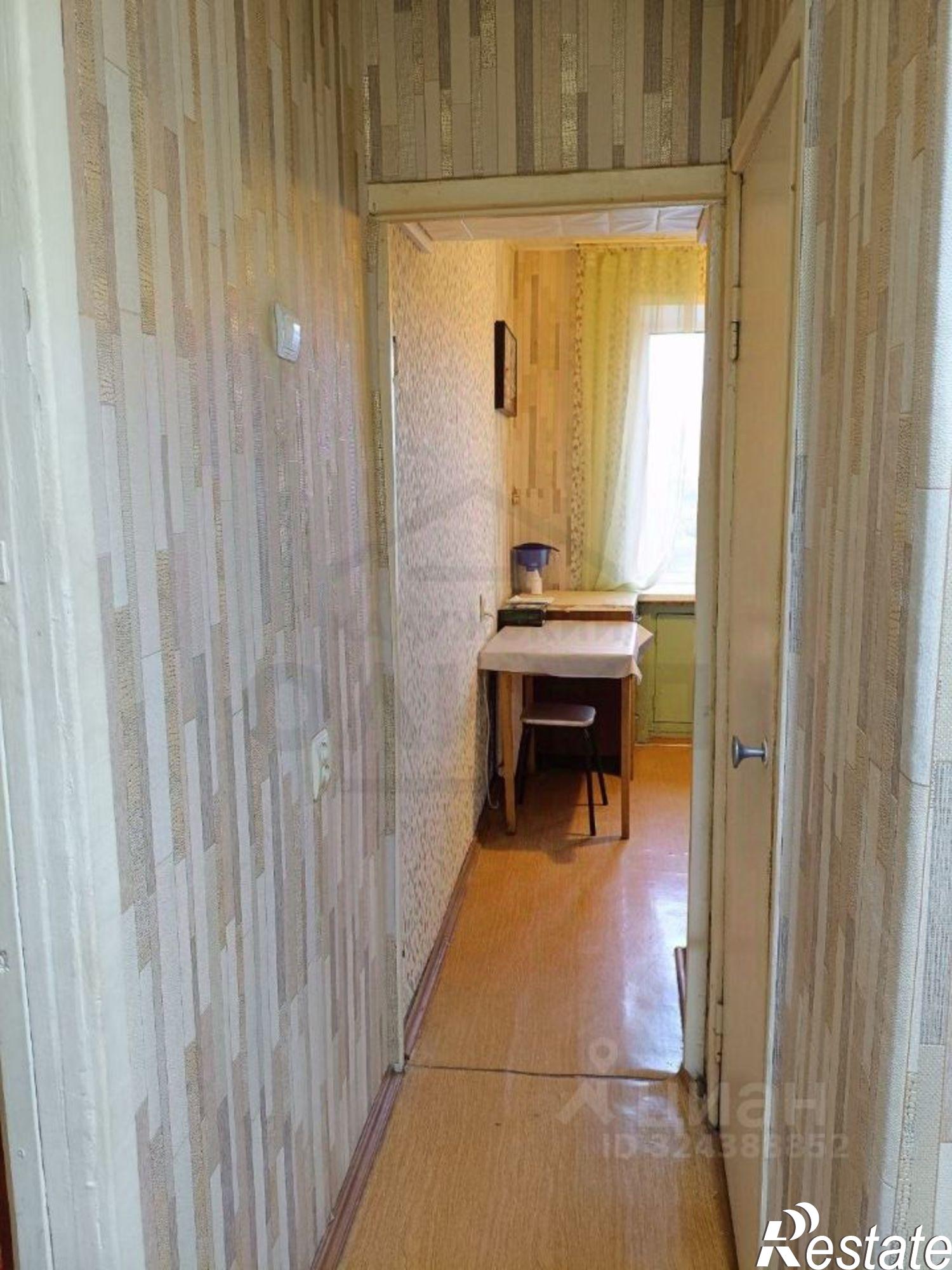 Купить квартиру за 2 300 000 рублей на Карачевская улица, 25