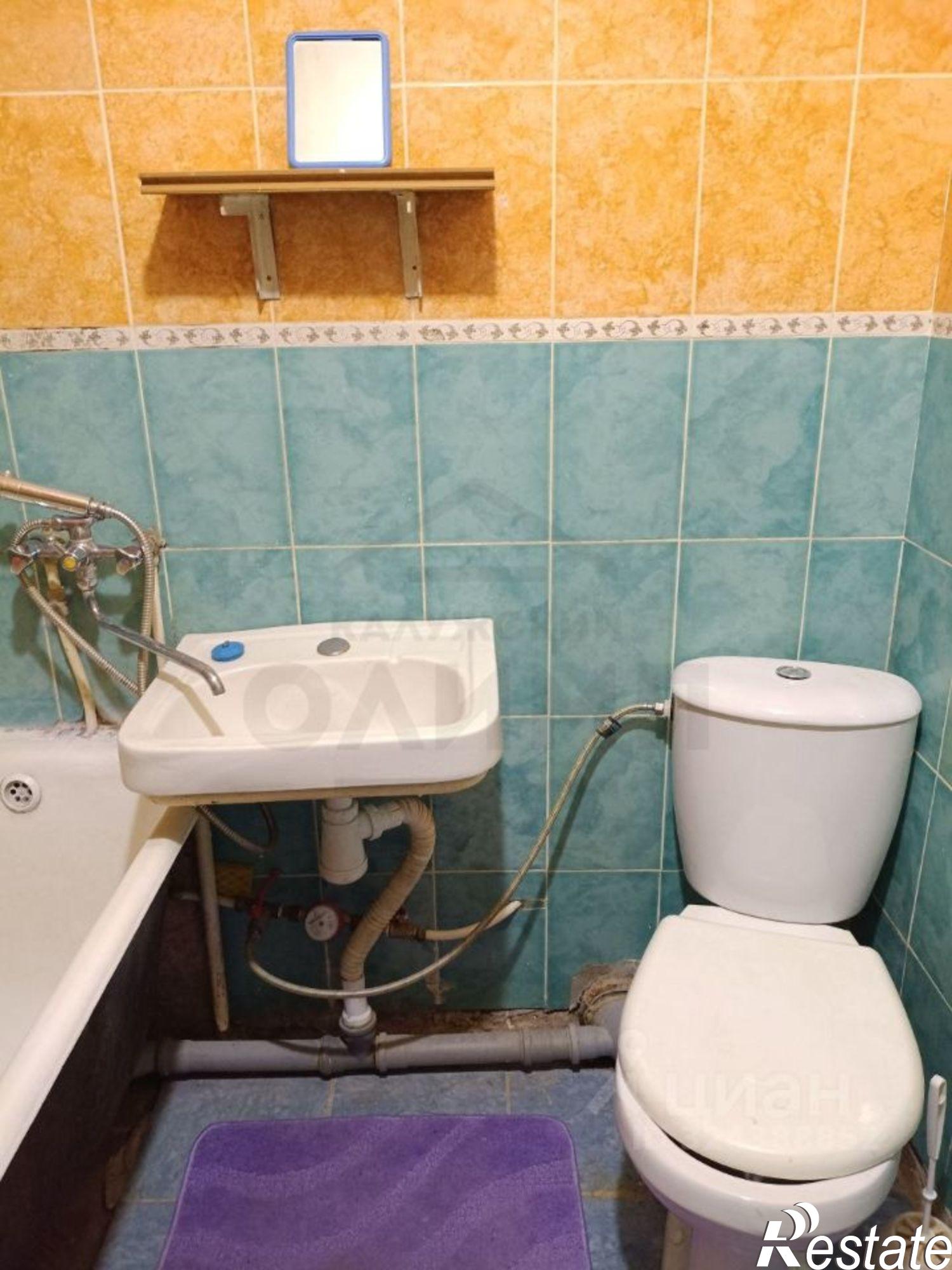 Купить квартиру за 2 300 000 рублей на Карачевская улица, 25