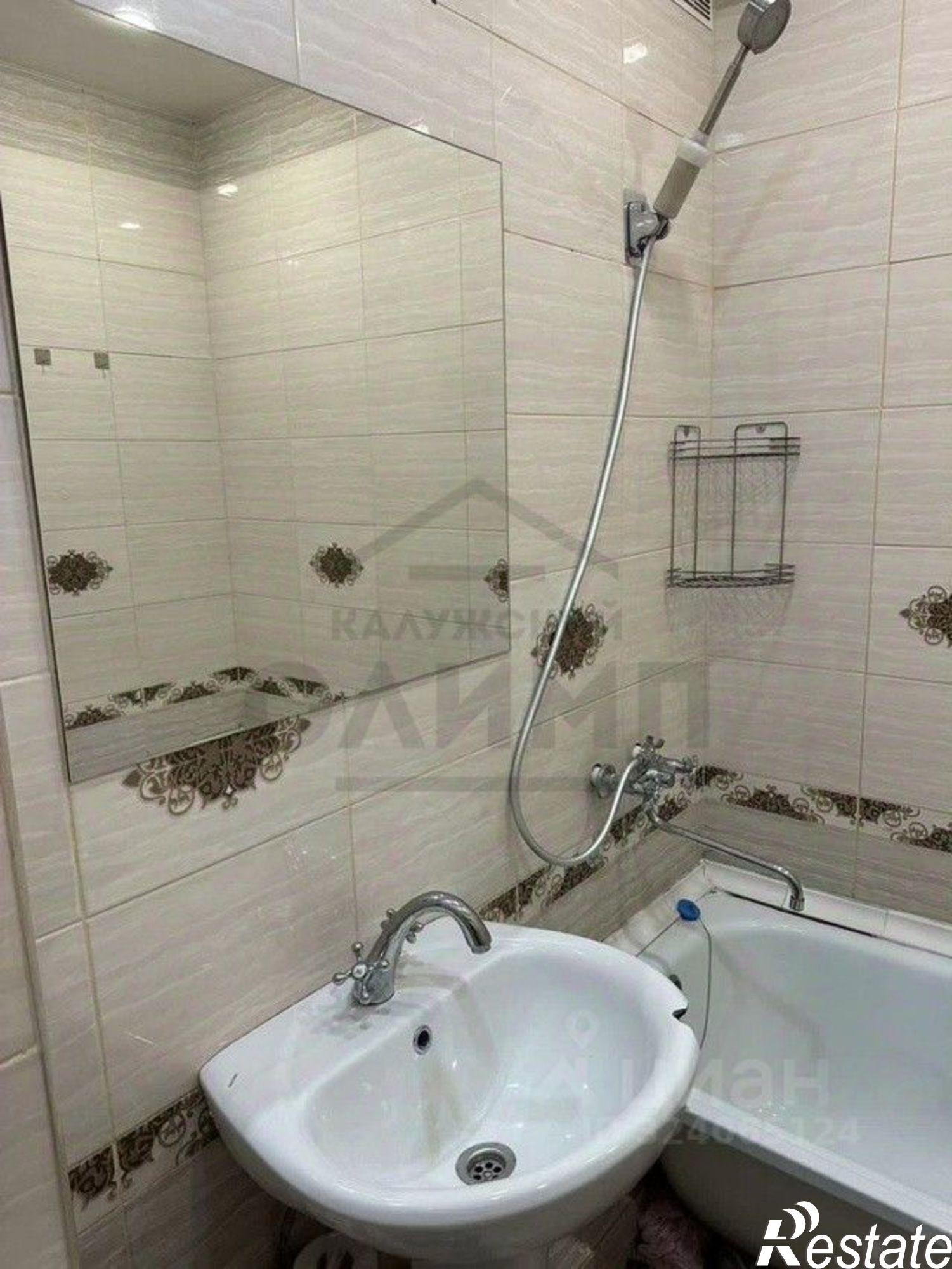 Купить квартиру за 4 000 000 рублей на Михалевский переулок, 28