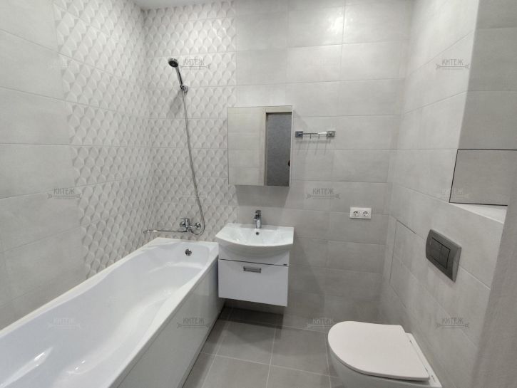 1-комн квартира Солнечный бр, д.18