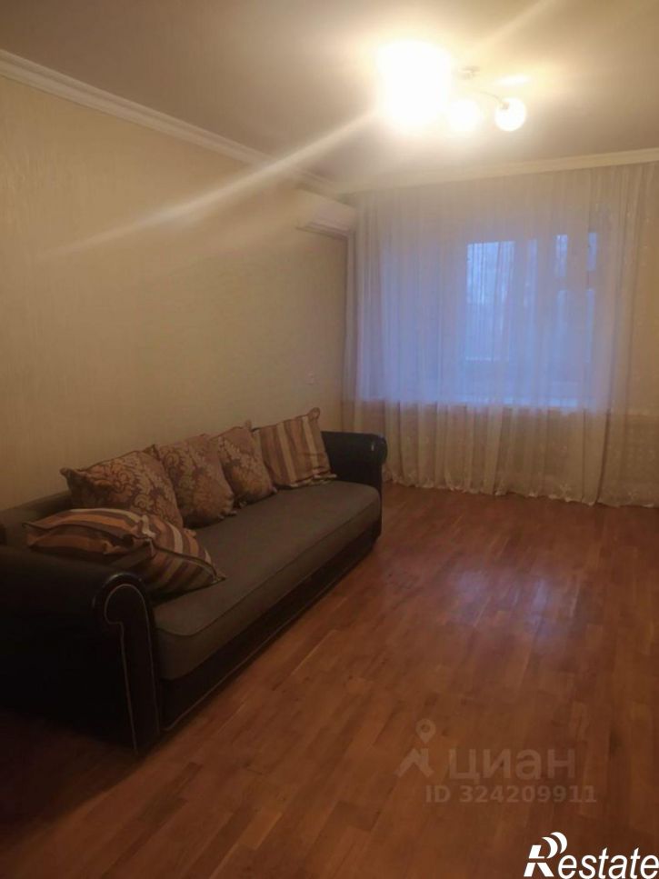 2-комн квартира улица Никитина, 81,  д. 81