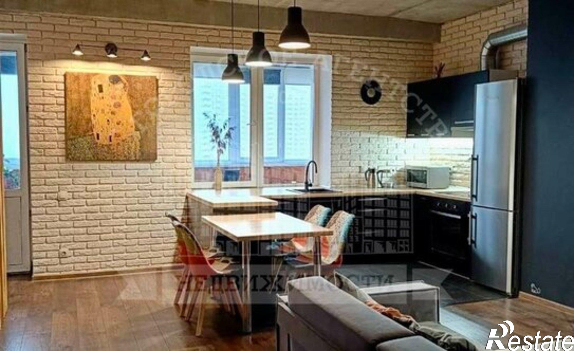 Купить квартиру за 8 850 000 рублей на Молодёжная улица, 41