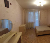 2-комн, 85кв м, этаж 2/10 улица Космонавта Комарова, 38/1