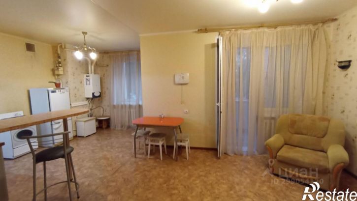 2-комн квартира улица Космонавта Комарова, 38/1,  д. 38/1