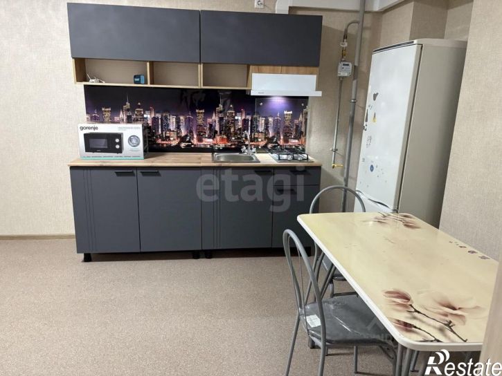 2-комн квартира пр-д Юрия Круглова, 12,  д. 12