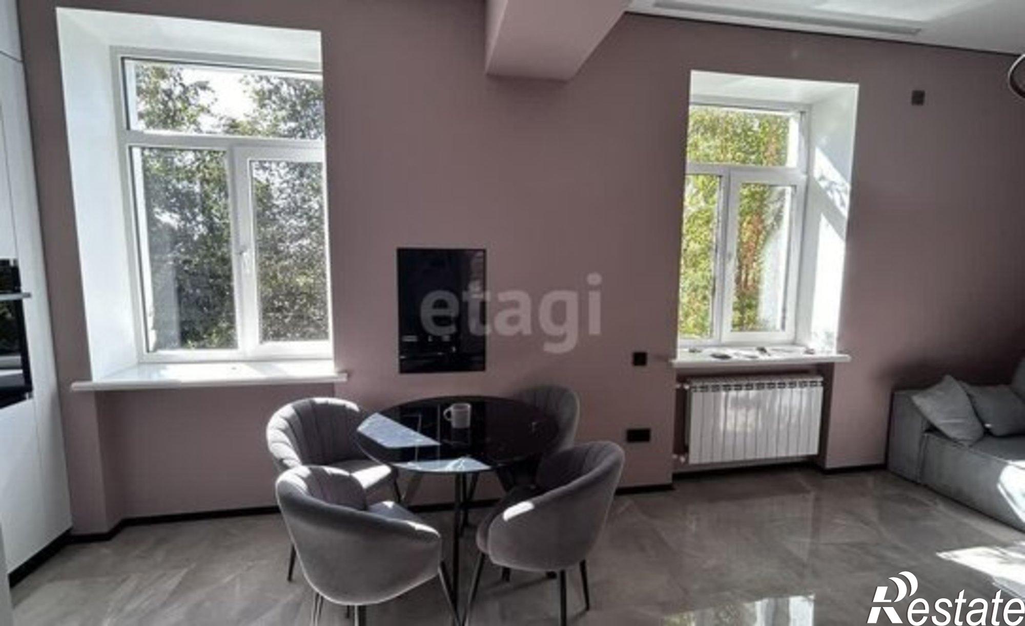 Купить квартиру за 7 500 000 рублей на ул Космонавта Комарова, 53