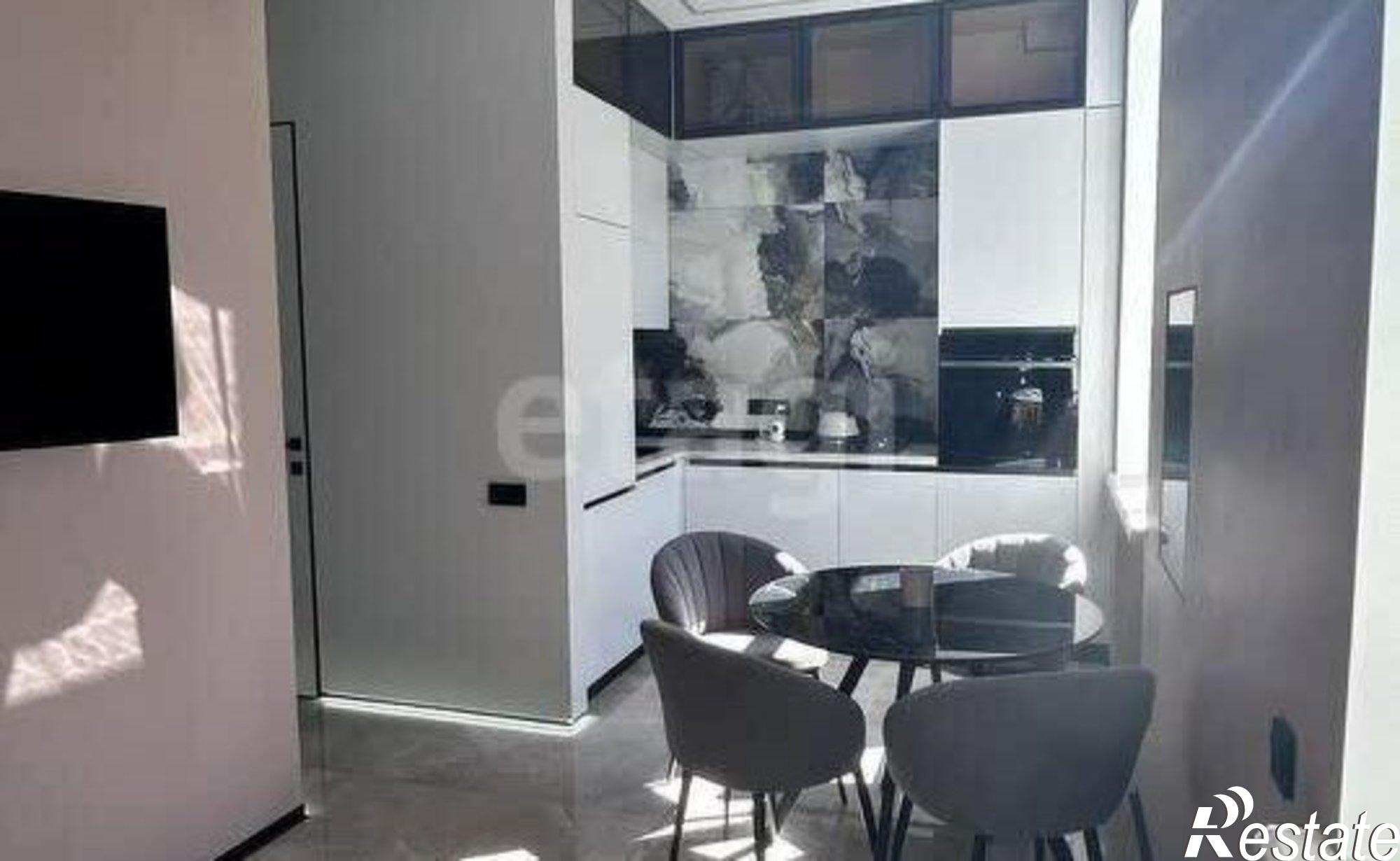 Купить квартиру за 7 500 000 рублей на ул Космонавта Комарова, 53