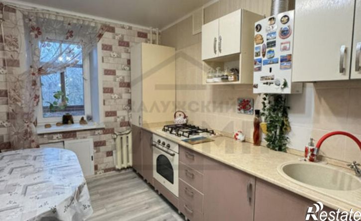 3-комн квартира улица Гурьянова, 14 к2,  д. 14 к2