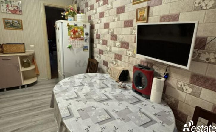 3-комн квартира улица Гурьянова, 14 к2,  д. 14 к2