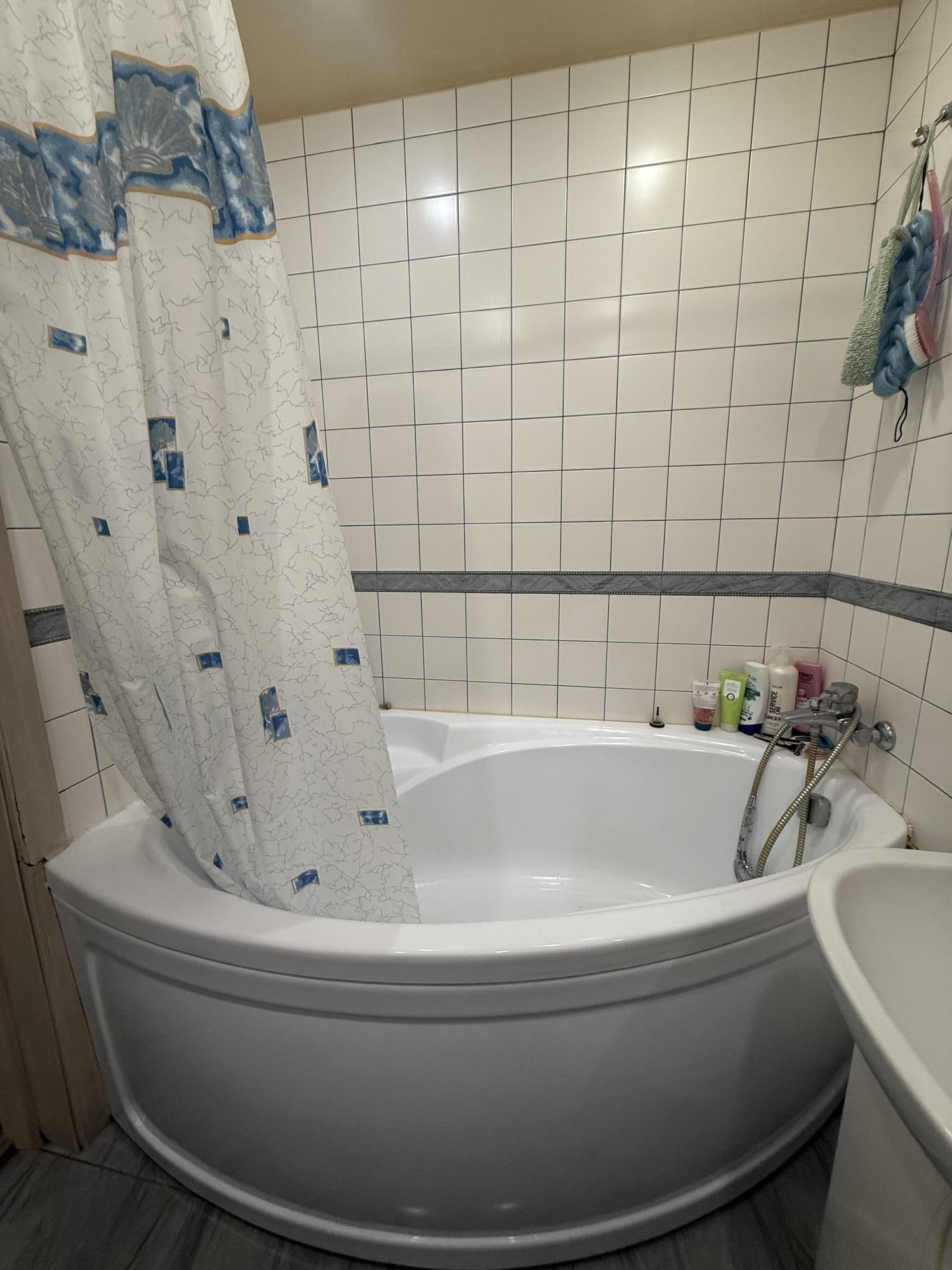 Купить квартиру за 4 950 000 рублей на Полесская улица, д.73