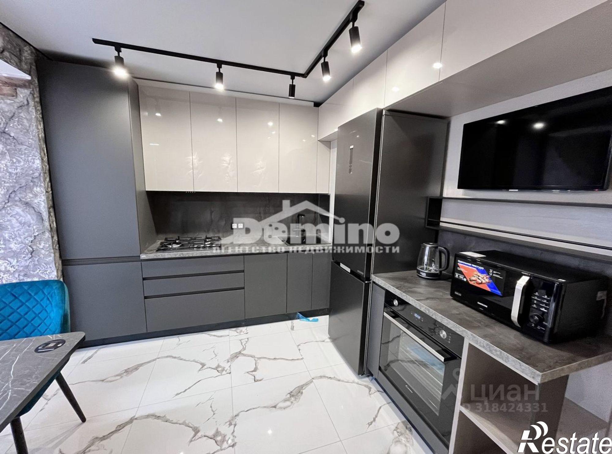 Сдать квартиру за 50 000 рублей на ул Фомушина, 33