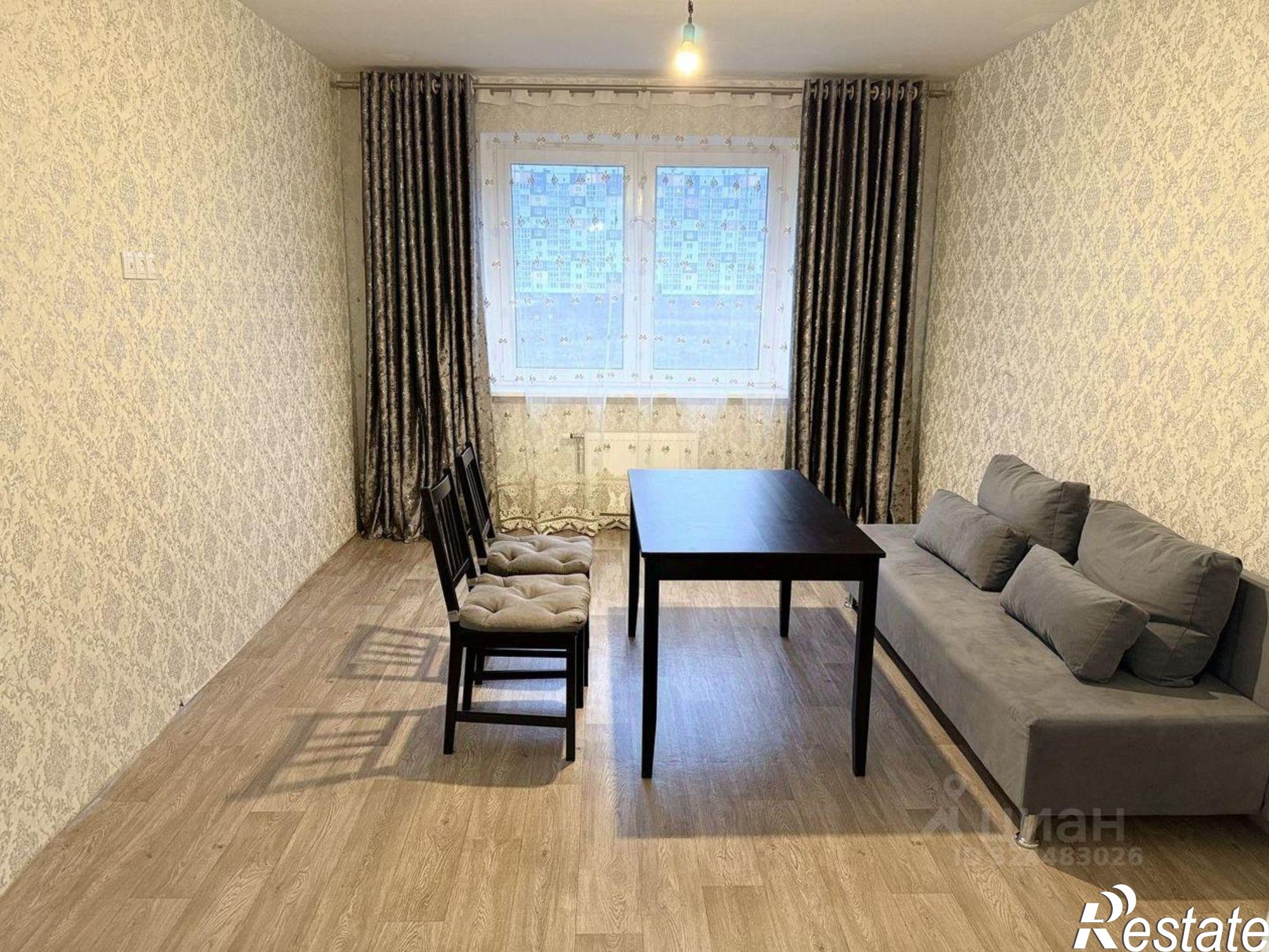 Сдать квартиру за 24 150 рублей на Минская улица, 38