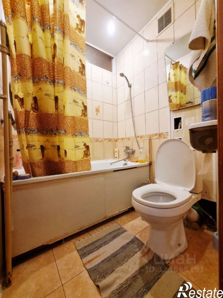 3-комн квартира ул Болотникова, 1,  д. 1