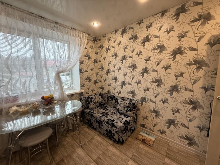 1-комн квартира Полесская улица, д.73