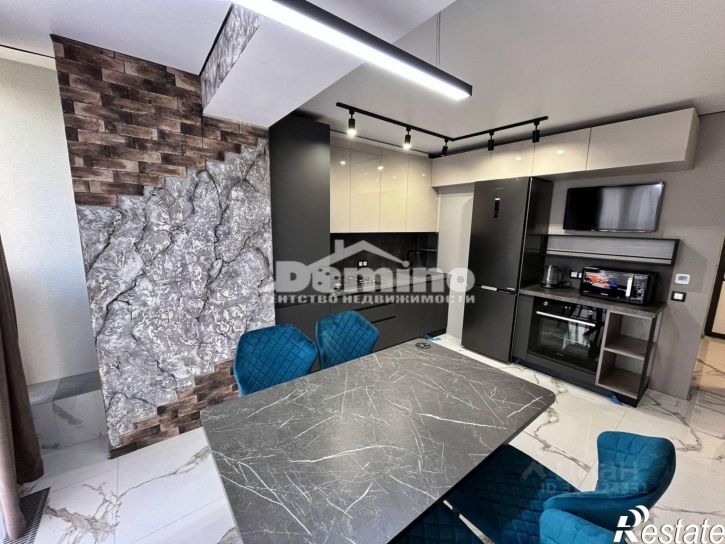 2-комн квартира ул Фомушина, 33,  д. 33