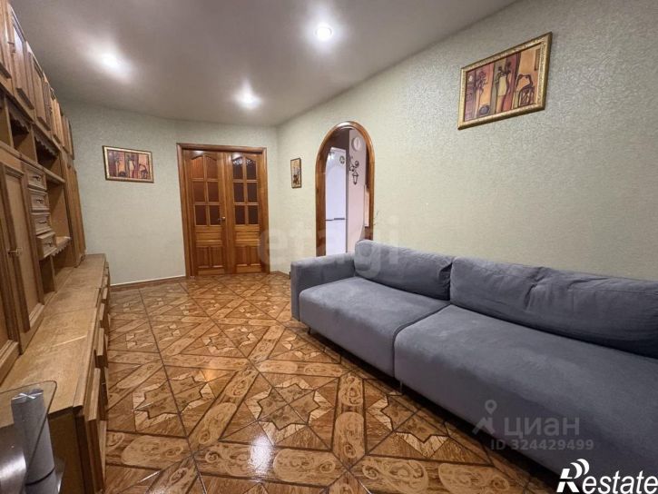 3-комн квартира улица Гурьянова, 18 к1,  д. 18 к1