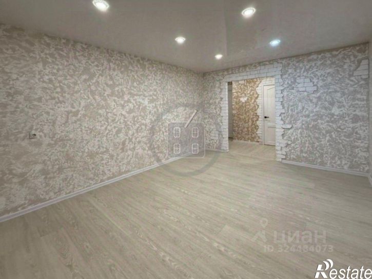 3-комн квартира Калуга, улица Суворова, 183