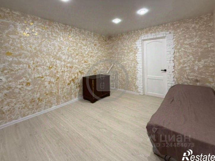 3-комн квартира Калуга, улица Суворова, 183