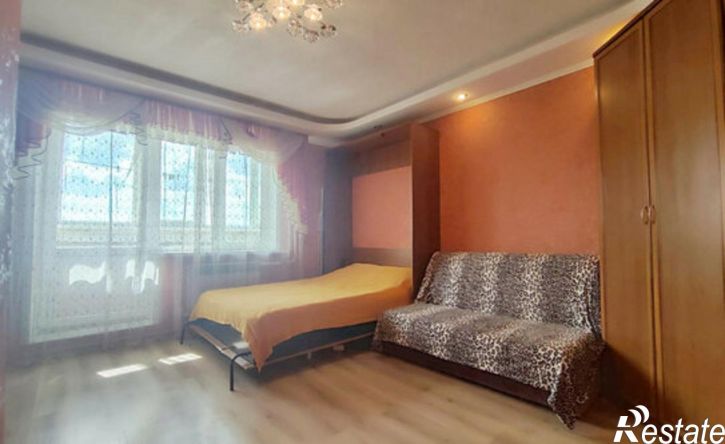 1-комн квартира б-р Моторостроителей, 5,  д. 5