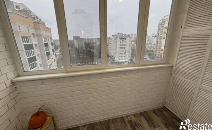 2-комн квартира Сиреневый б-р, 14,  д. 14