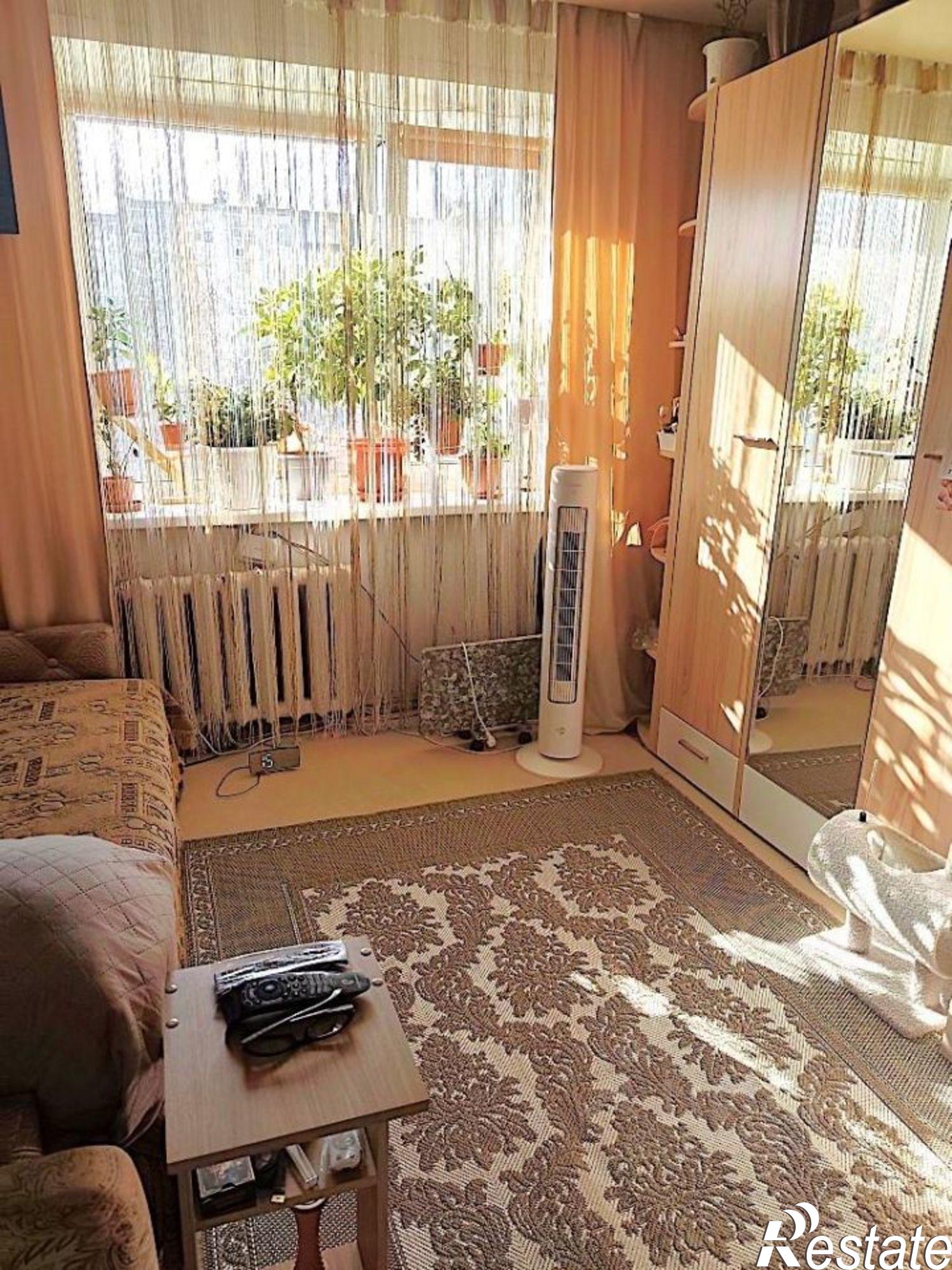 Купить комнату за 1 350 000 рублей на ул Калинина, 15