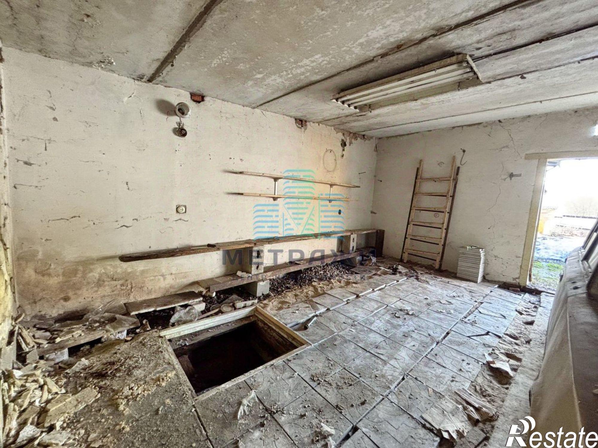 Купить гараж, место в паркинге за 591 556 рублей на ул Труда, 39