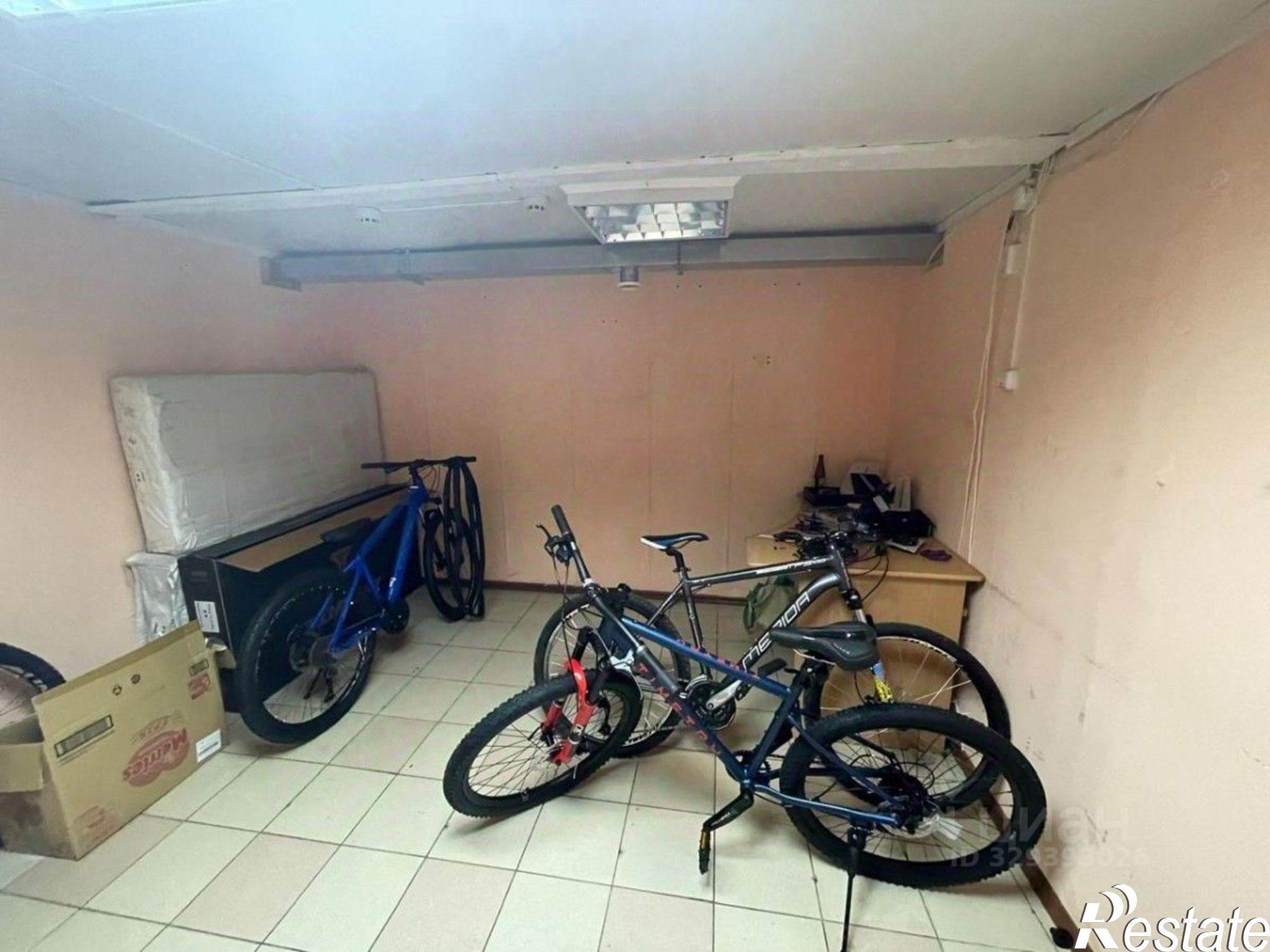 Сдать складское помещение за 11 300 рублей на ул Плеханова, 31