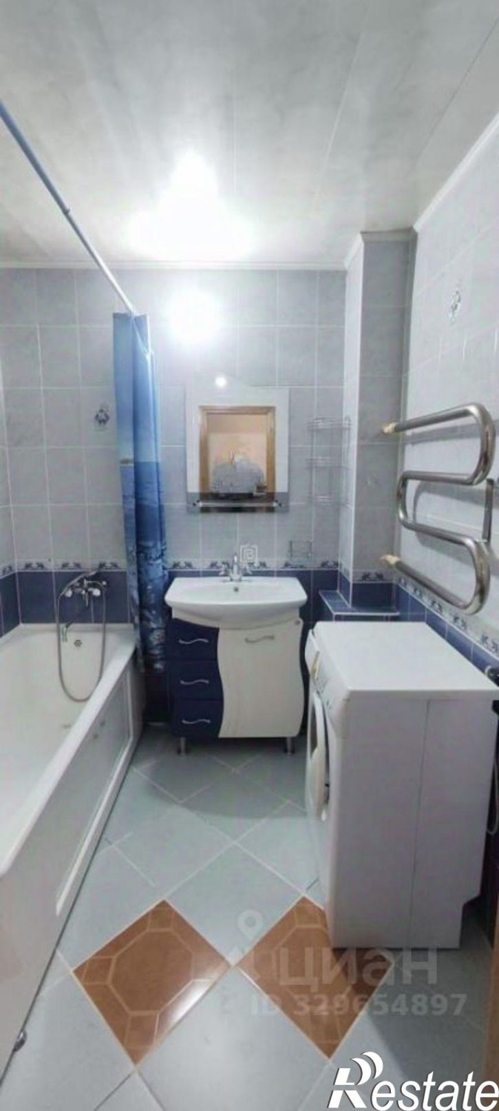 2-комн квартира улица Гурьянова, 18 к2,  д. 18 к2