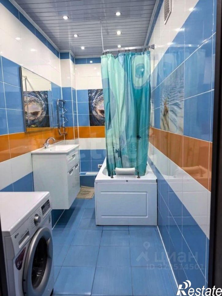 2-комн квартира Солнечный б-р, 2,  д. 2