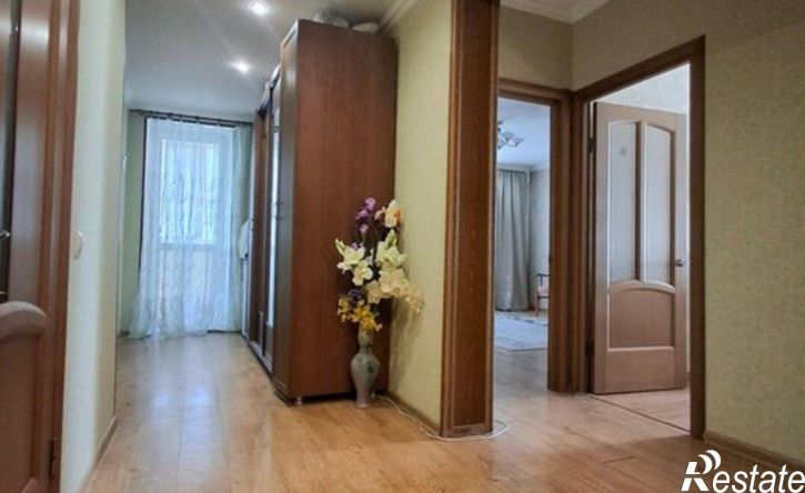 3-комн квартира Калуга, Солнечный бульвар, 6