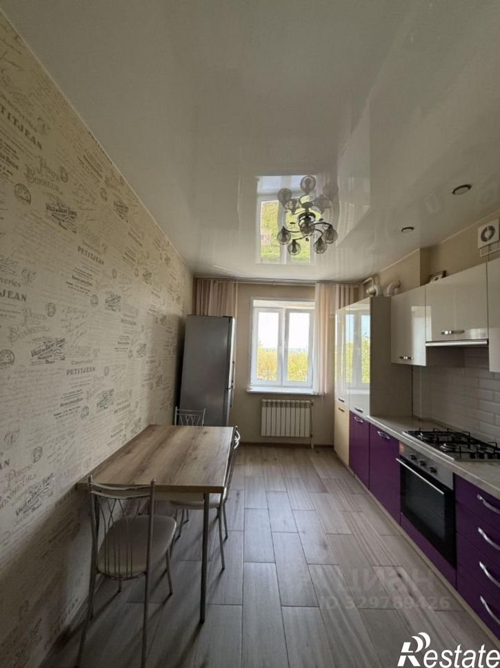 1-комн квартира Хрустальная улица, 60Б,  д. 60Б