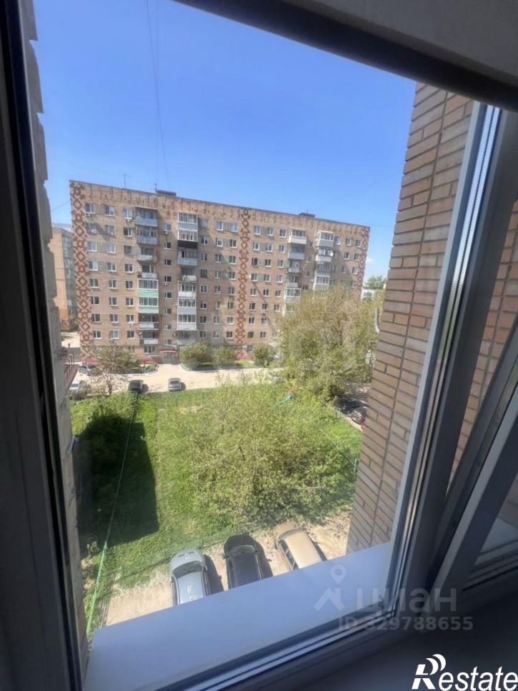 2-комн квартира улица Кирова, 80,  д. 80