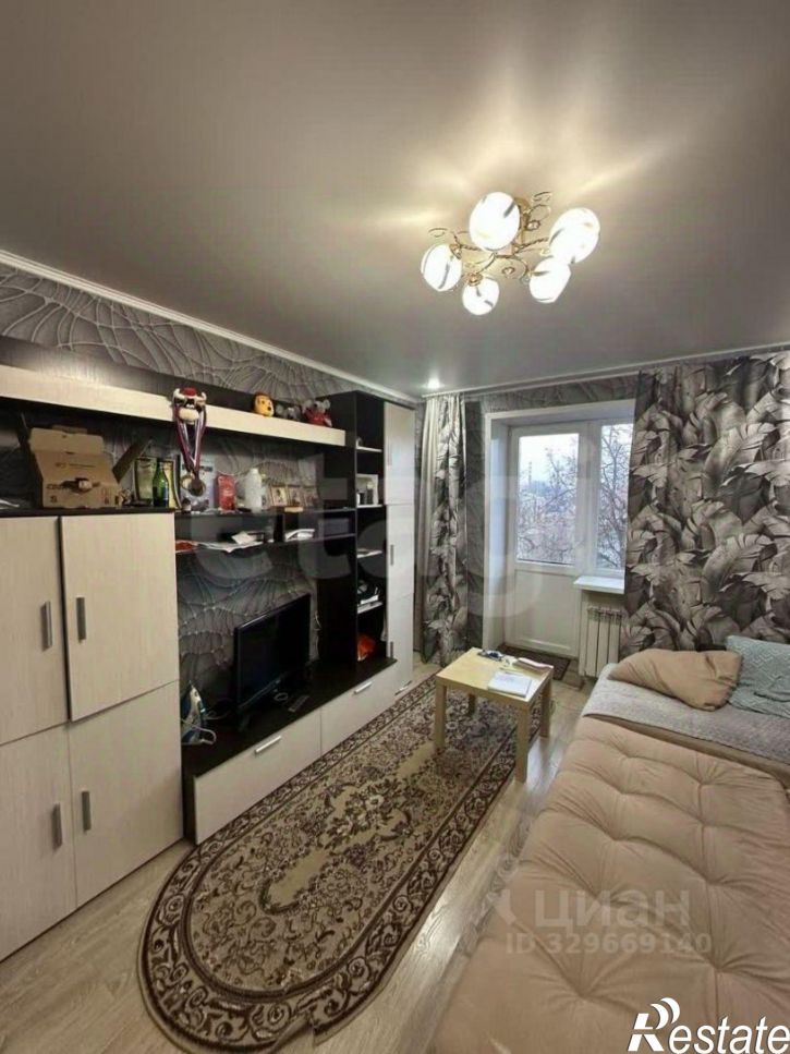 3-комн квартира улица Болотникова, 12,  д. 12