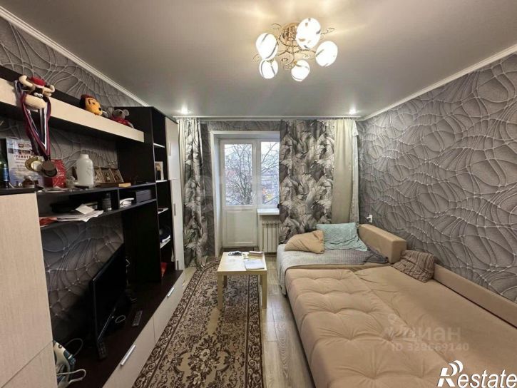 3-комн квартира улица Болотникова, 12,  д. 12