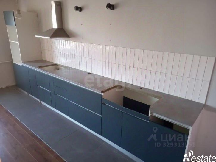 4-комн квартира ул Георгия Димитрова, 4,  д. 4