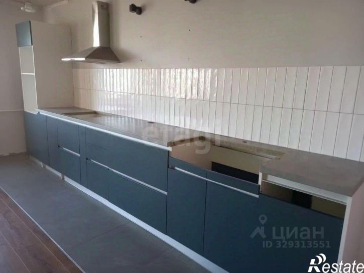 4-комн квартира ул Георгия Димитрова, 4,  д. 4