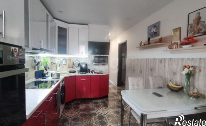 3-комн квартира Хрустальная улица, 44 к4,  д. 44 к4
