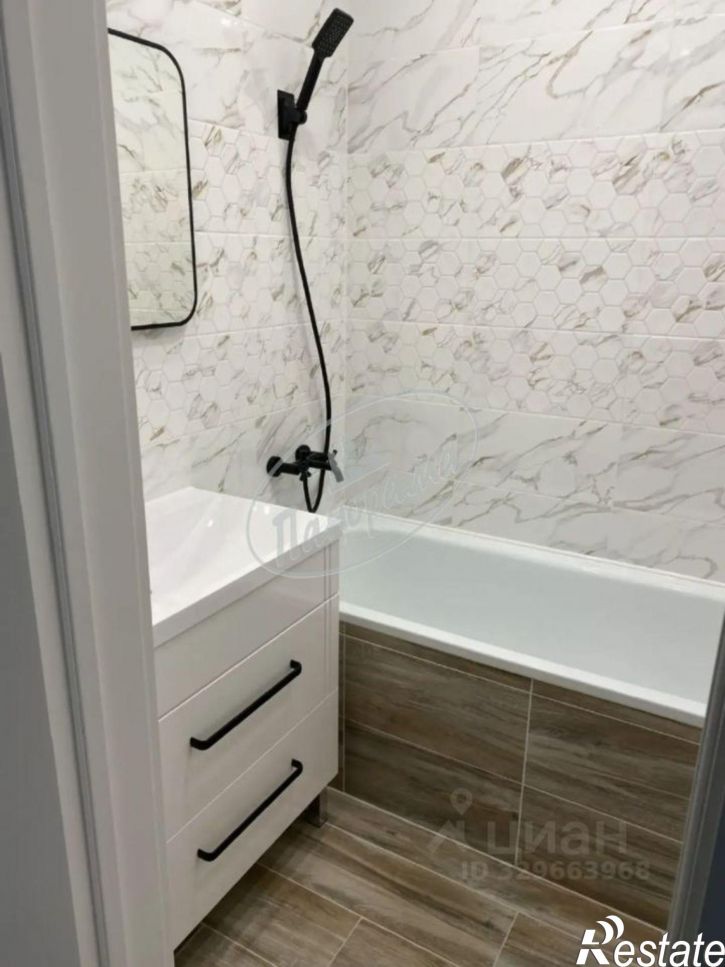 2-комн квартира Минская улица, 23 к1,  д. 23 к1