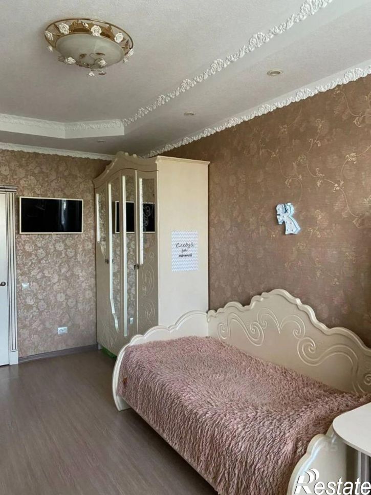 4-комн квартира улица Кибальчича, 30,  д. 30