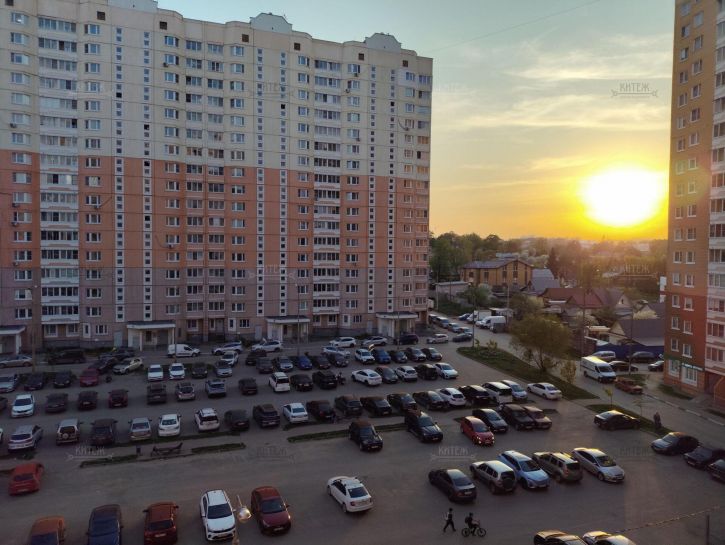 1-комн квартира Хрустальная ул, д.44