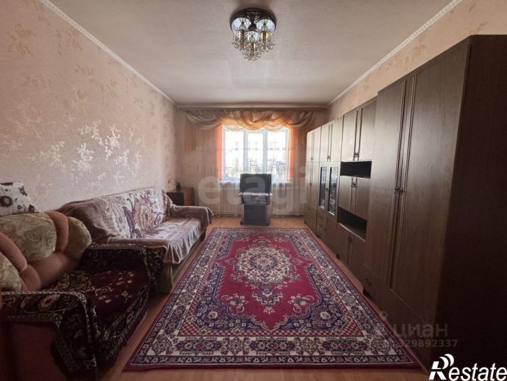 3-комн квартира улица Гурьянова, 57 к1,  д. 57 к1